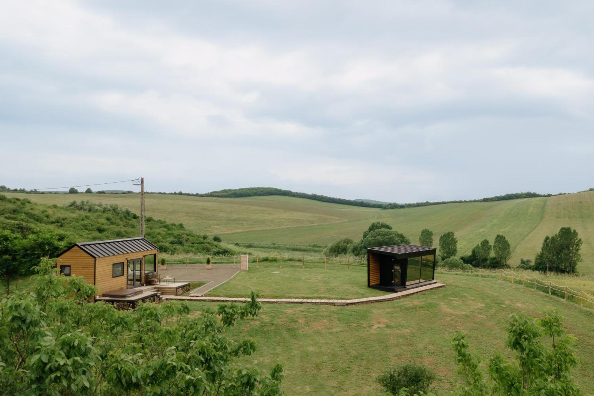 Вилла Feelmore Tiny House Nagyloc Экстерьер фото